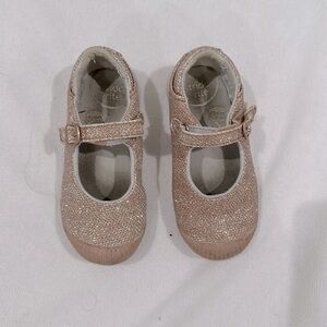 Stride rite Mary janes rose gold size 9M